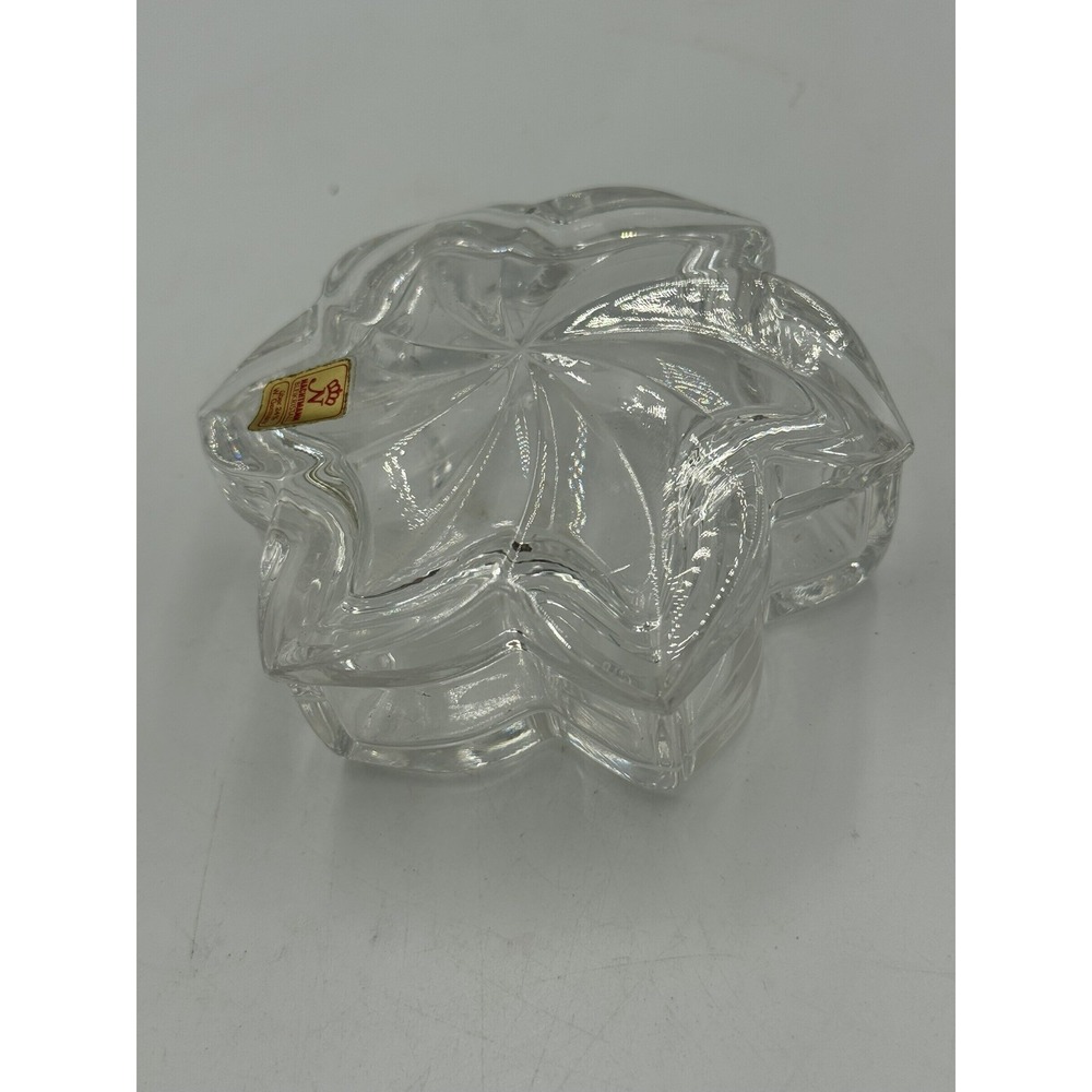 star shaped lead crystal (24%) Nachtmann Bleikristall trinket dish w/ lid